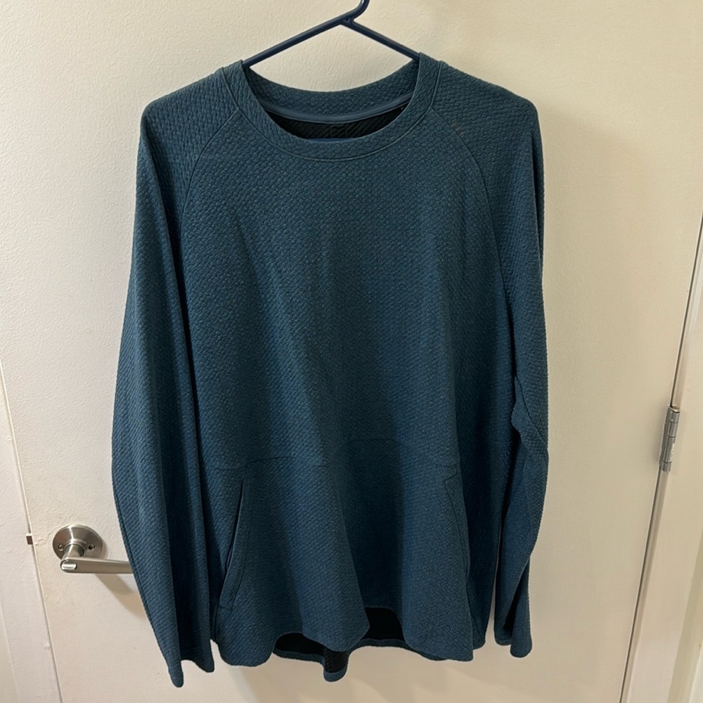 Men’s Lululemon Teal Crewneck XL